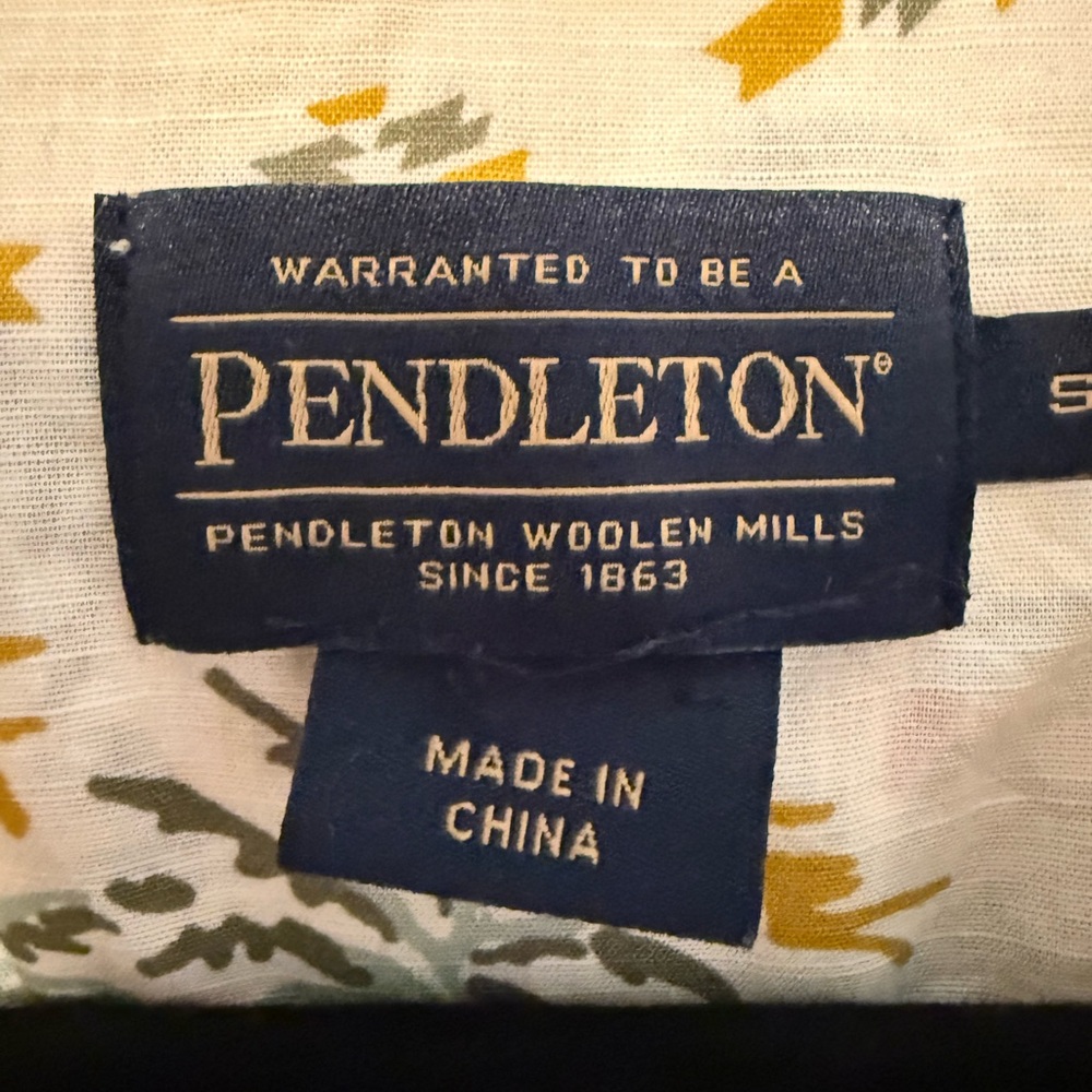 Pendleton Cream Patterned Women’s Shirt - image 4